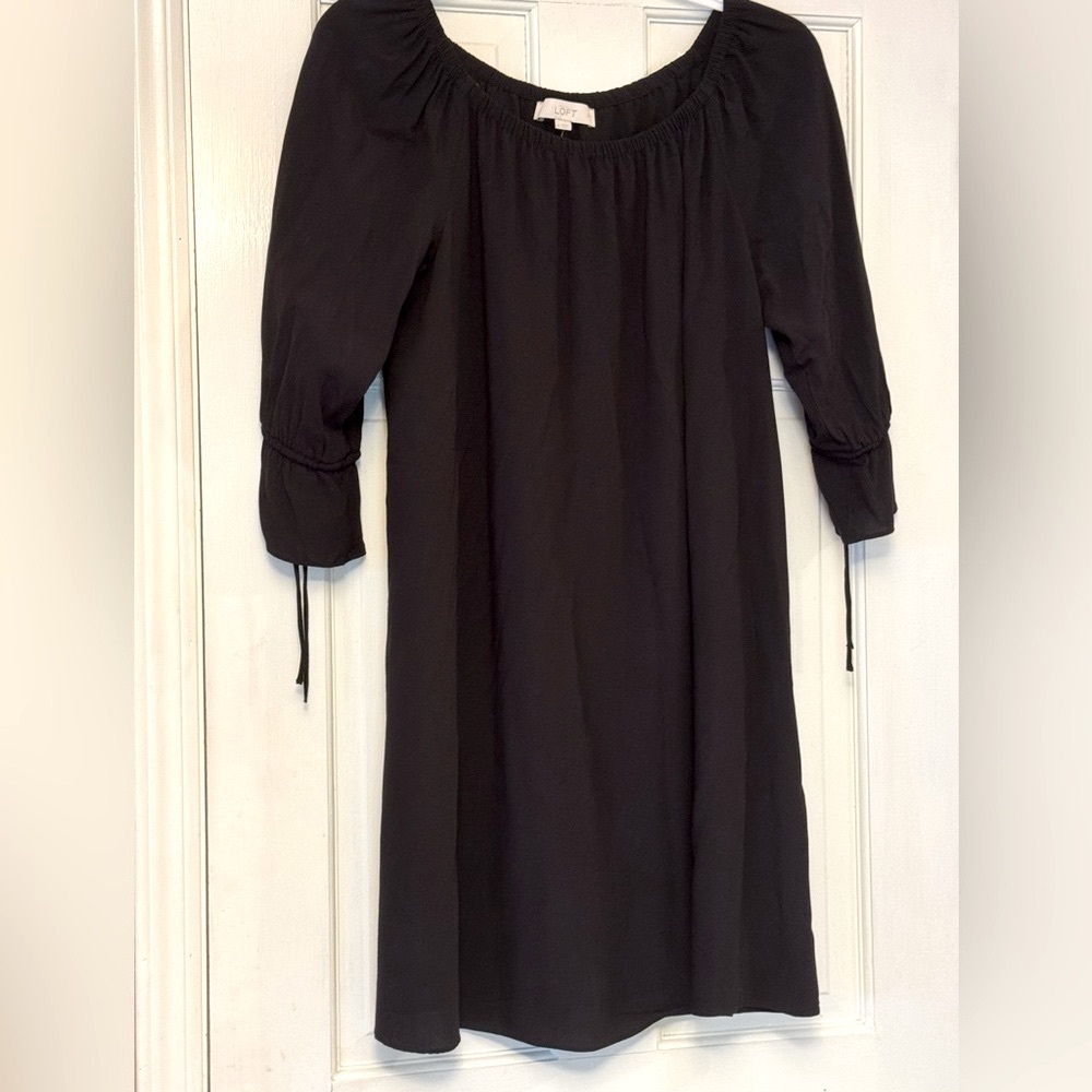 LOFT Black Long Sleeve Dress with Elegant Design
